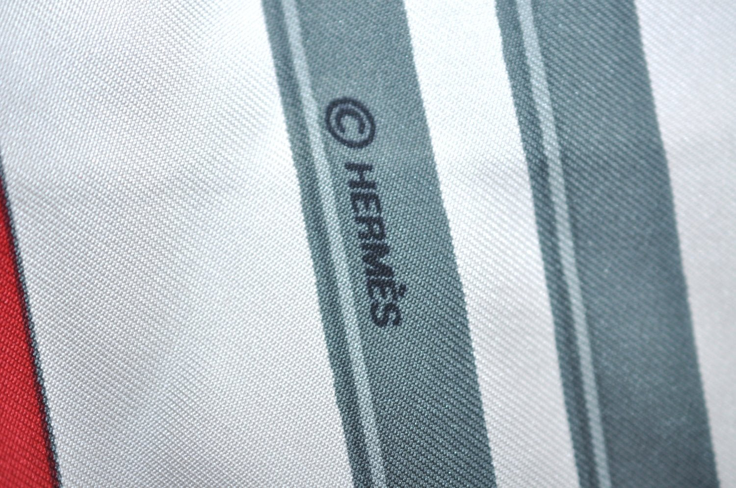 Authentic HERMES Carre 90 Scarf 