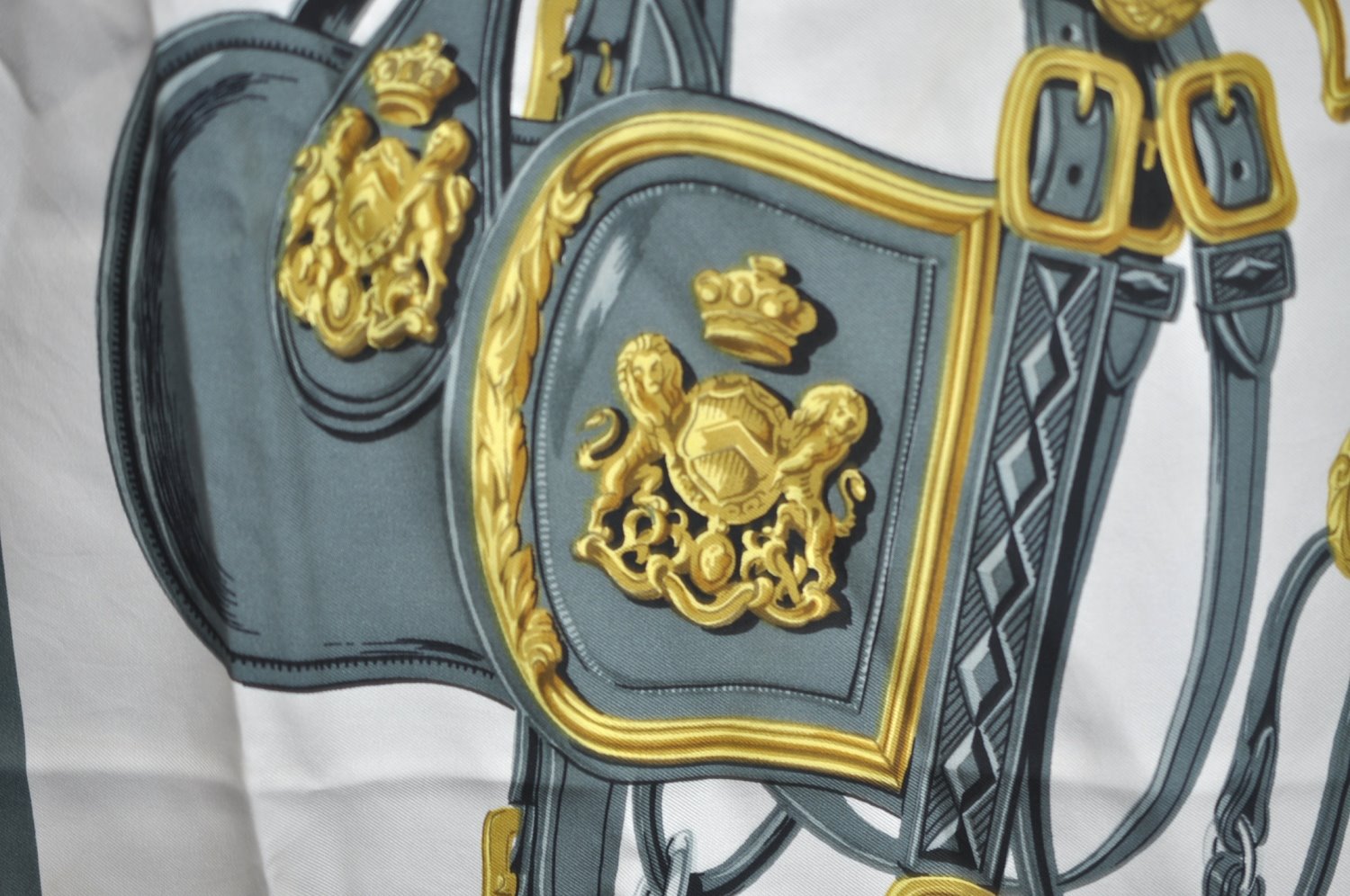 Authentic HERMES Carre 90 Scarf 