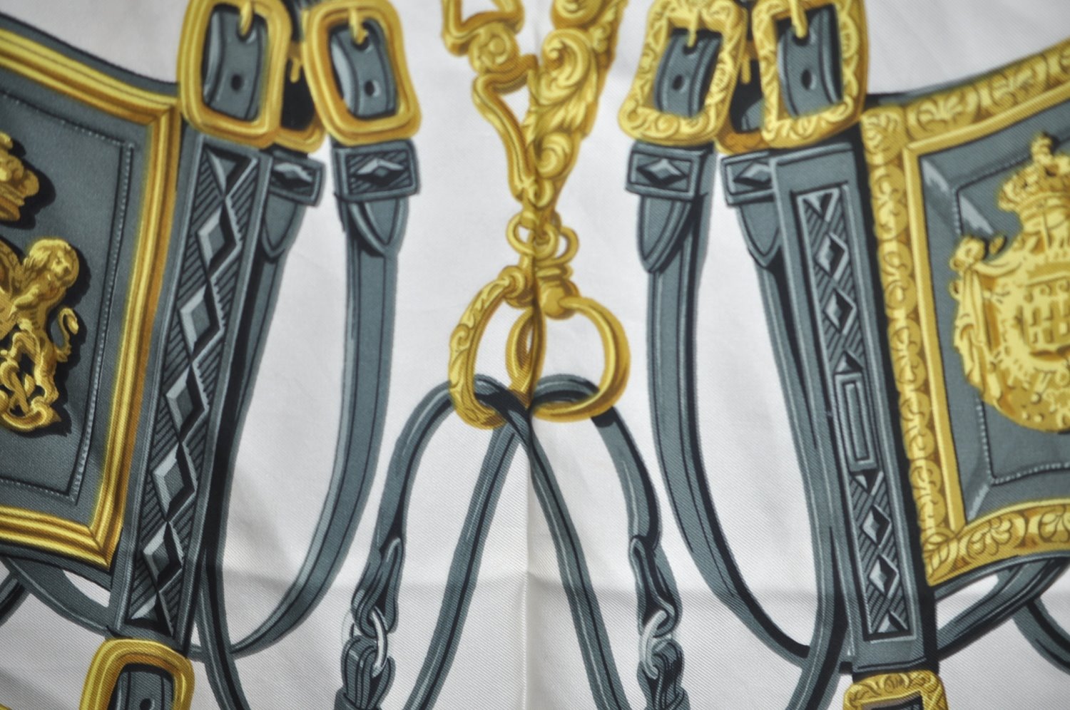 Authentic HERMES Carre 90 Scarf 