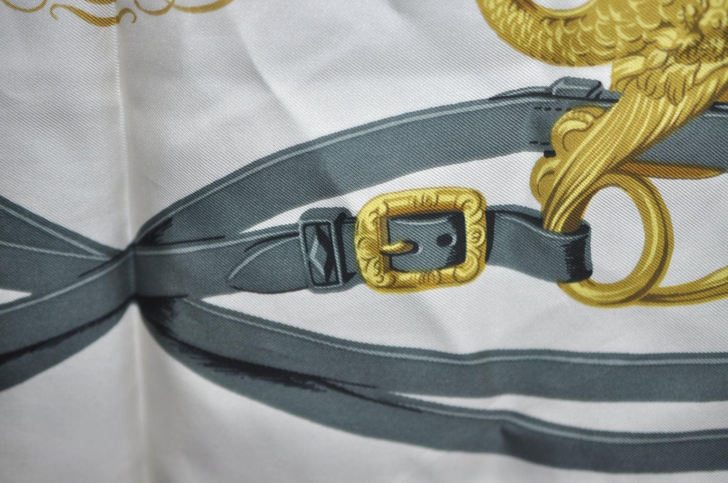 Authentic HERMES Carre 90 Scarf 