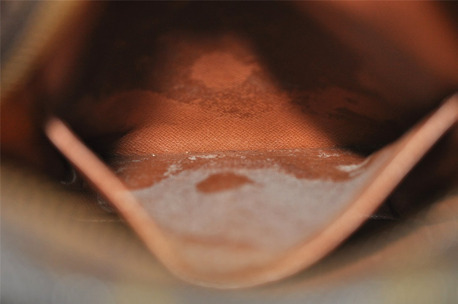 Authentic Louis Vuitton Monogram Amazone Shoulder Cross Body Bag M45236 LV 2320K