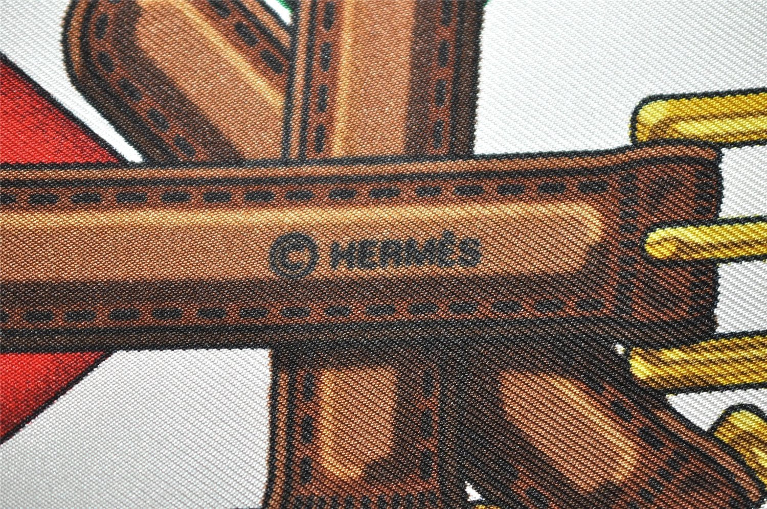 Authentic HERMES Carre 90 Scarf 