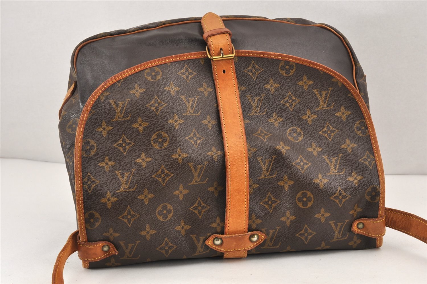Authentic Louis Vuitton Monogram Saumur 35 Shoulder Cross Bag M42254 LV 2326K