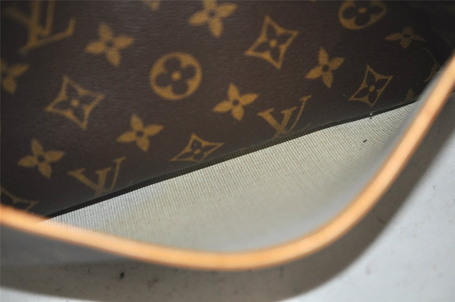 Authentic Louis Vuitton Monogram Trouville Hand Bag Purse M42228 LV 2331K