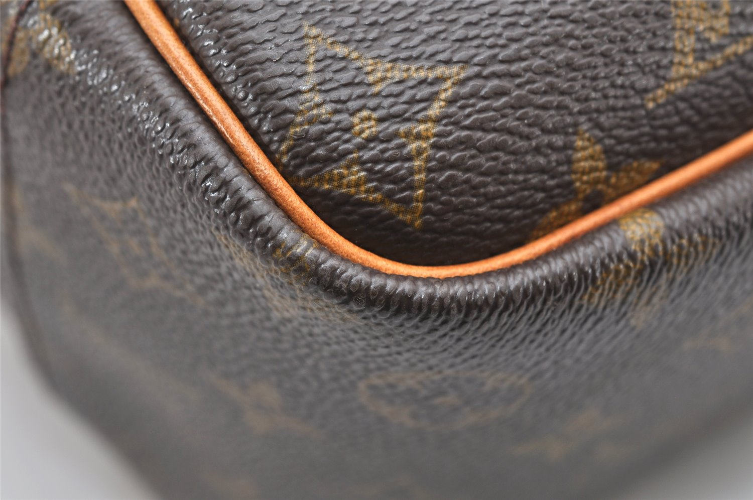 Authentic Louis Vuitton Monogram Deauville Hand Bag M47270 LV 2336K