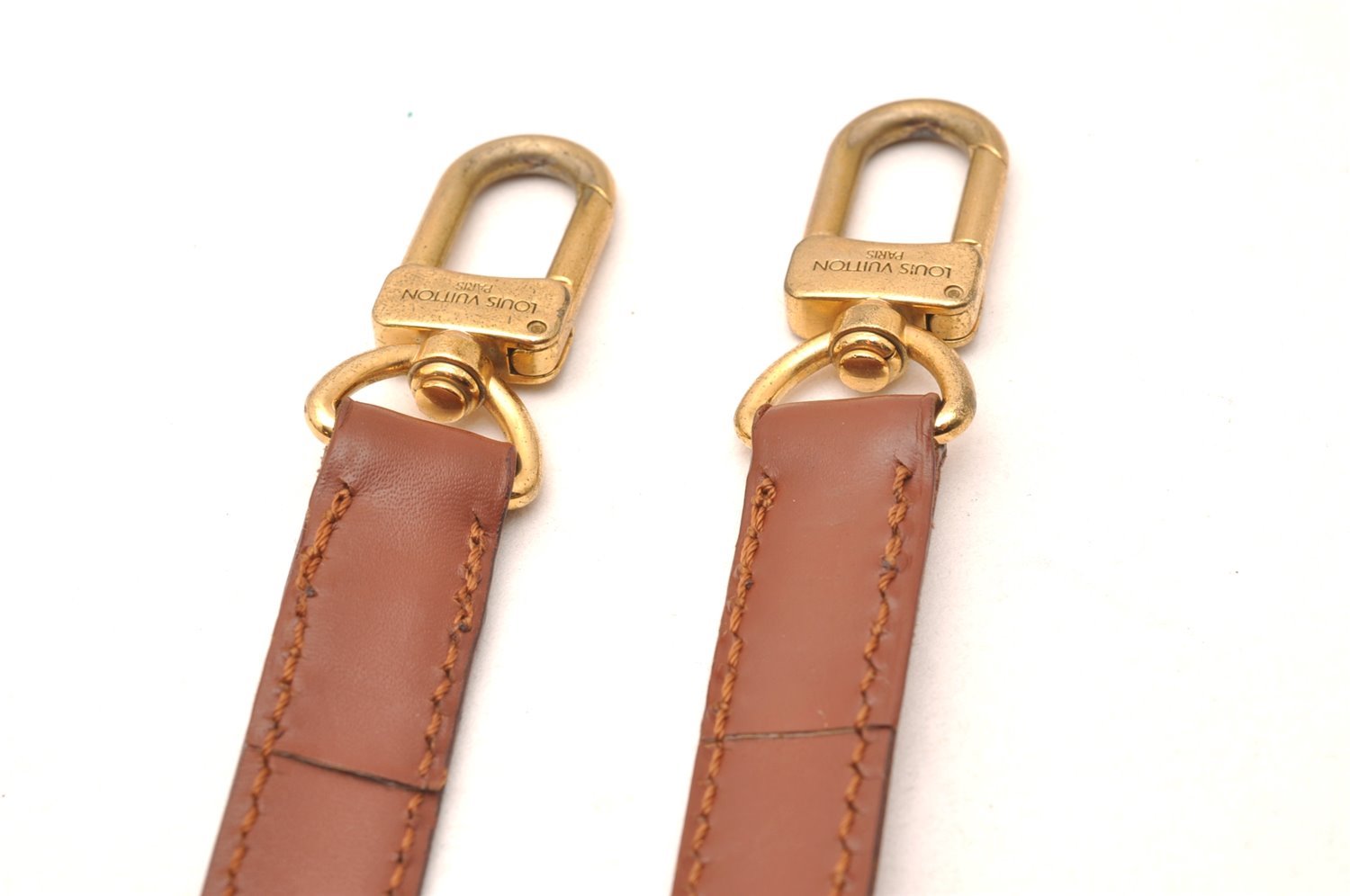 Authentic Louis Vuitton Leather Shoulder Strap Brown 39-45.9