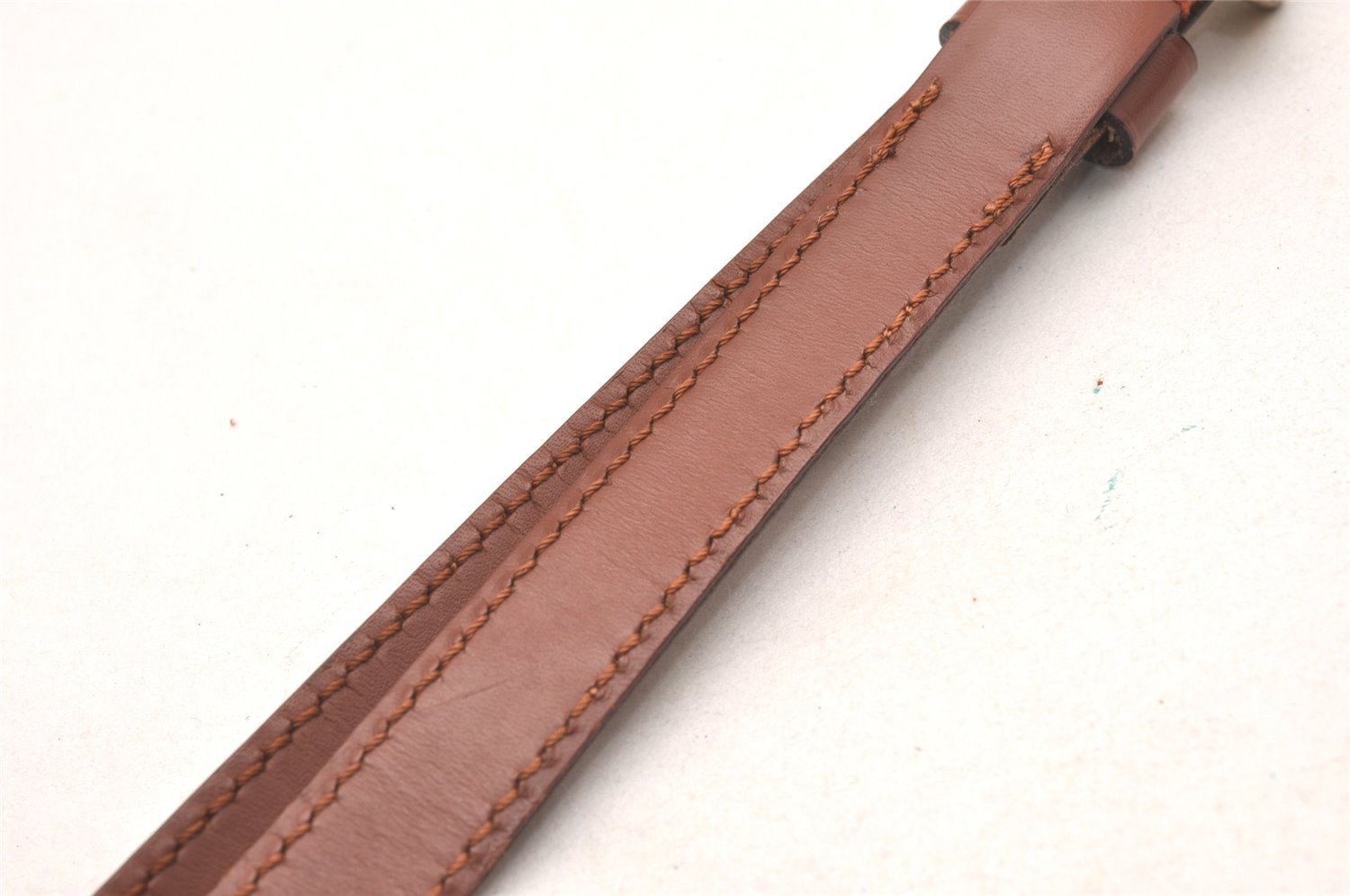 Authentic Louis Vuitton Leather Shoulder Strap Brown 39-45.9