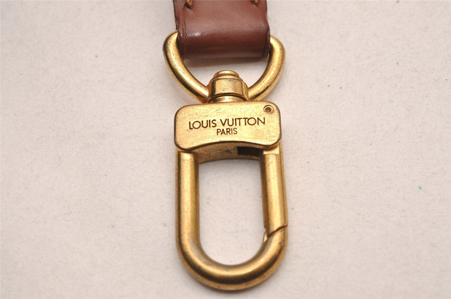 Authentic Louis Vuitton Leather Shoulder Strap Brown 39-45.9