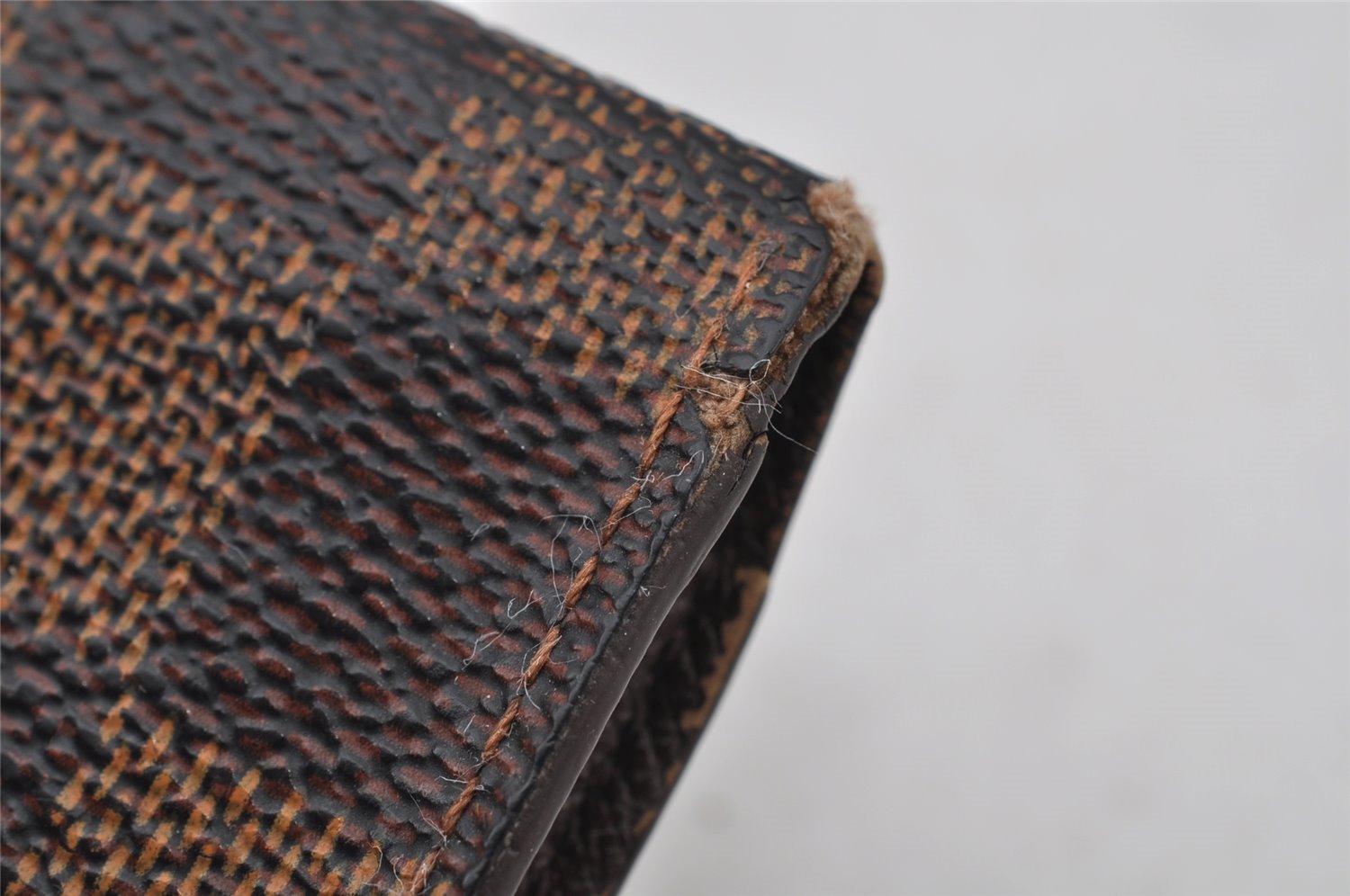 Authentic Louis Vuitton Damier Porte 2 Cartes Vertical Card Case N60533 LV 2340J