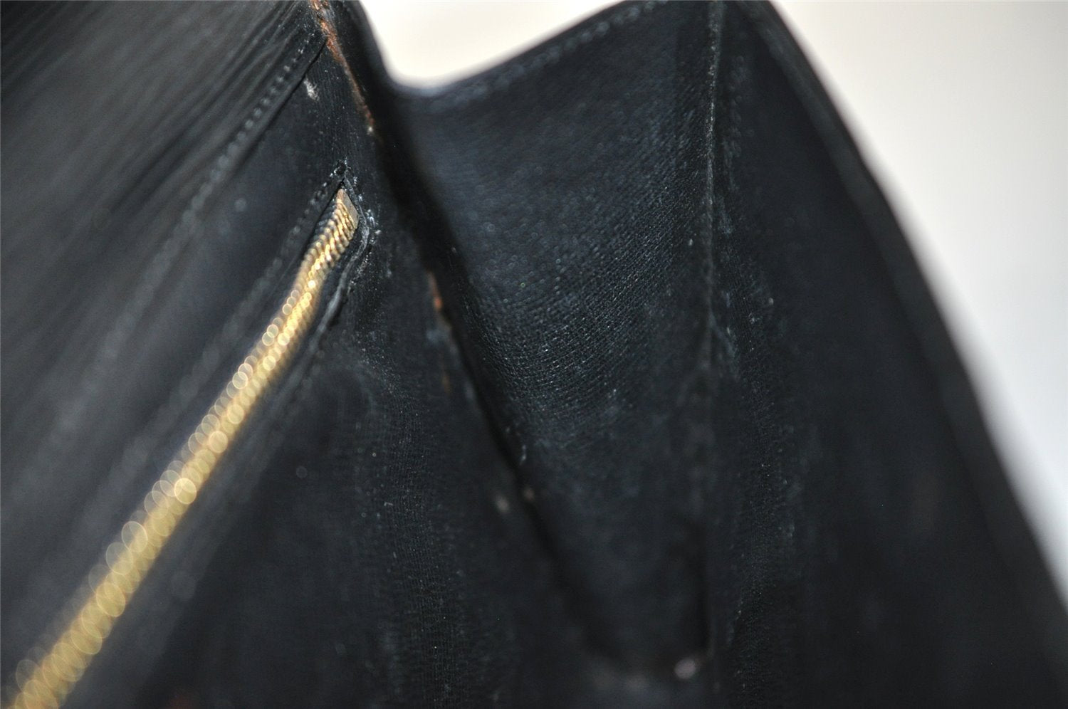 Authentic Louis Vuitton Epi Arts Deco Clutch Hand Bag Black M52632 LV 2341I