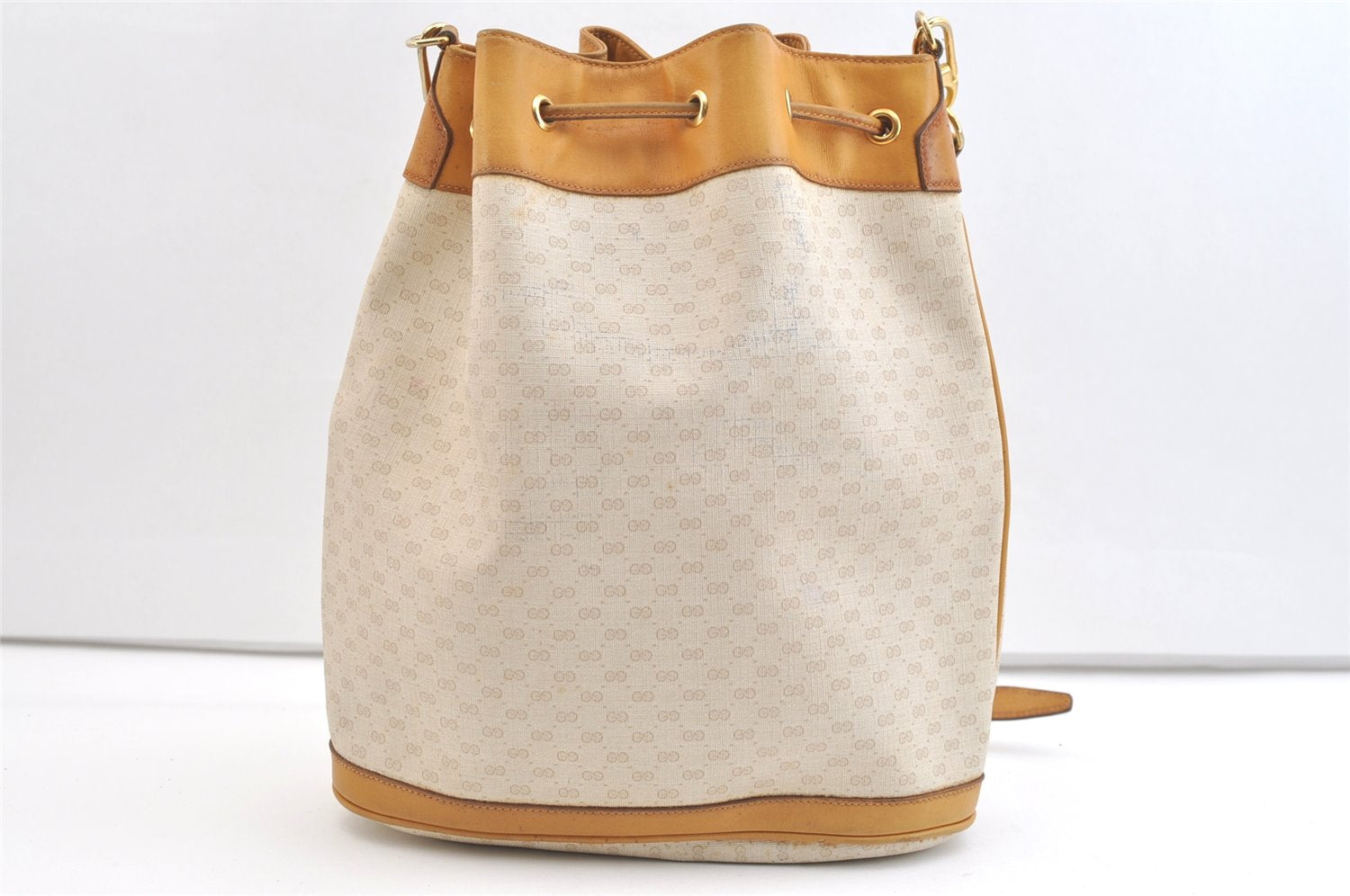 Authentic GUCCI Micro GG PVC Leather Shoulder Cross Drawstring Bag Beige 2343K