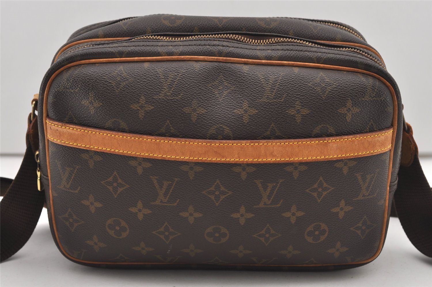 Authentic Louis Vuitton Monogram Reporter PM Shoulder Cross Bag M45254 LV 2344J