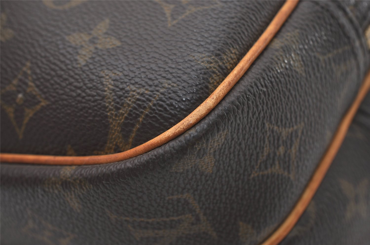 Authentic Louis Vuitton Monogram Reporter PM Shoulder Cross Bag M45254 LV 2344J