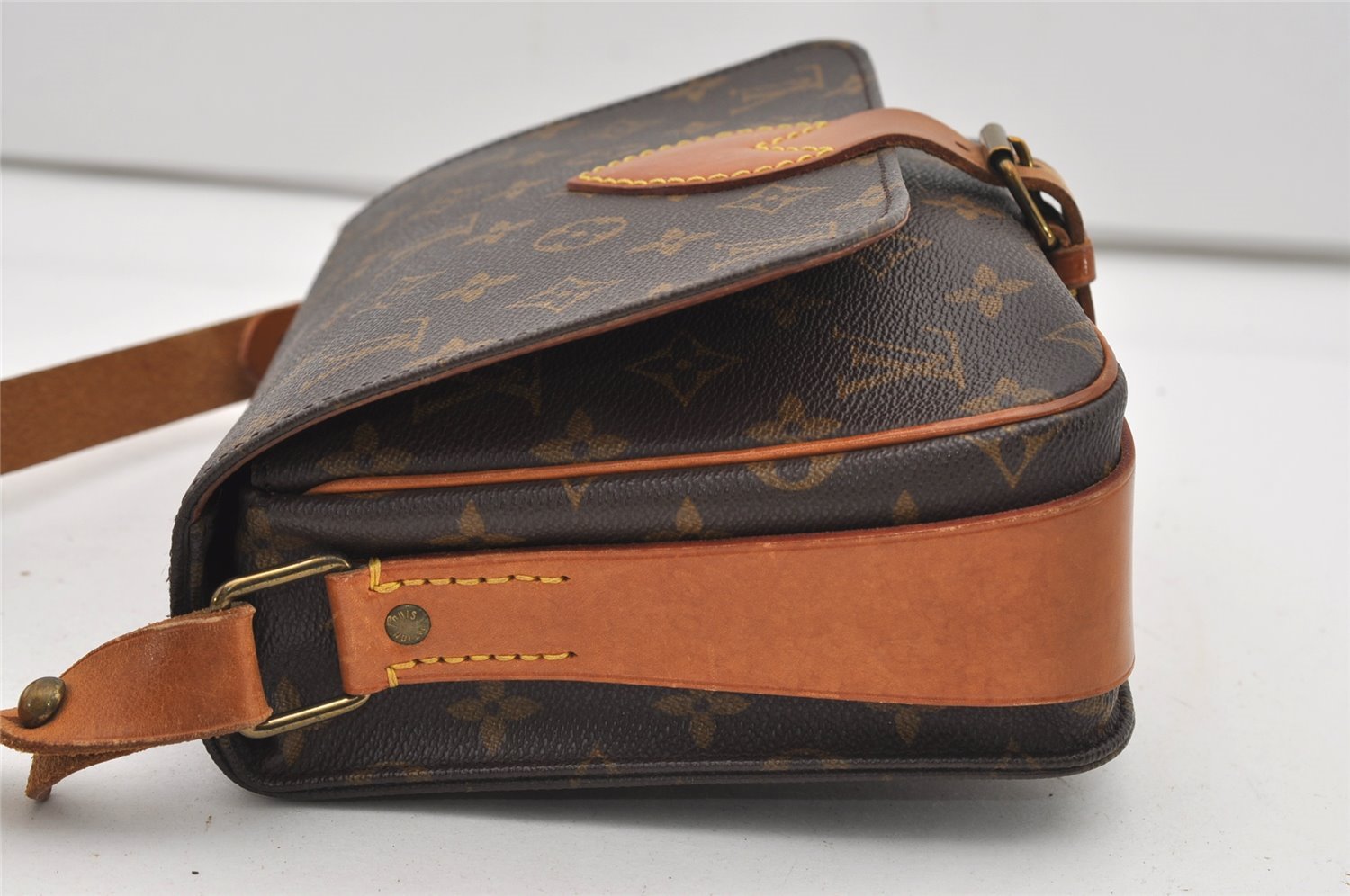 Authentic Louis Vuitton Monogram Cartouchiere MM M51253 Shoulder Cross Bag 2345J