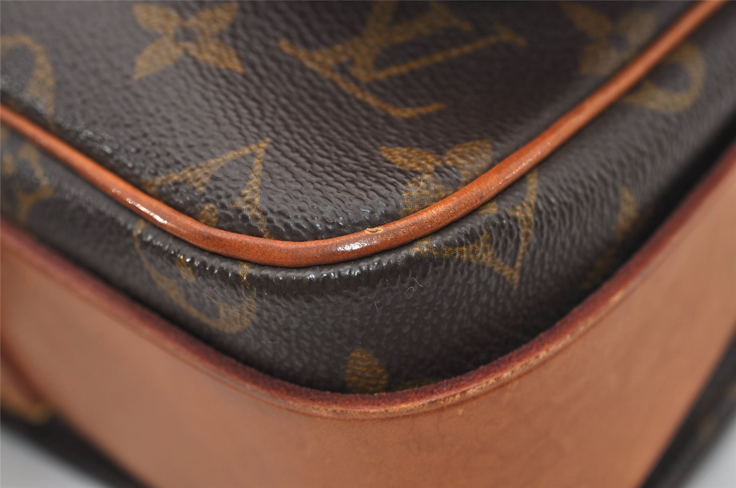 Authentic Louis Vuitton Monogram Cartouchiere MM M51253 Shoulder Cross Bag 2345J