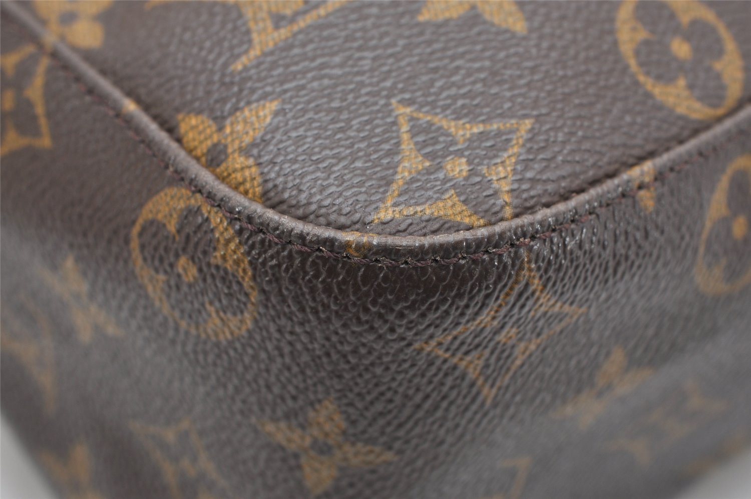 Authentic Louis Vuitton Monogram Looping GM Shoulder Bag M51145 LV 2346K