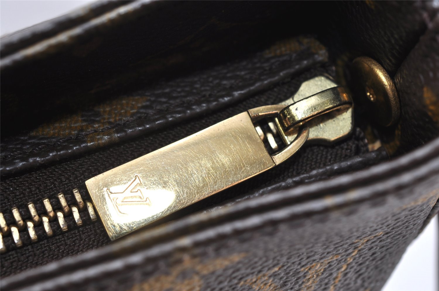 Authentic Louis Vuitton Monogram Looping GM Shoulder Bag M51145 LV 2346K