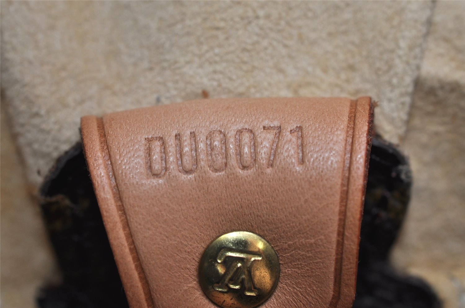 Authentic Louis Vuitton Monogram Looping GM Shoulder Bag M51145 LV 2346K