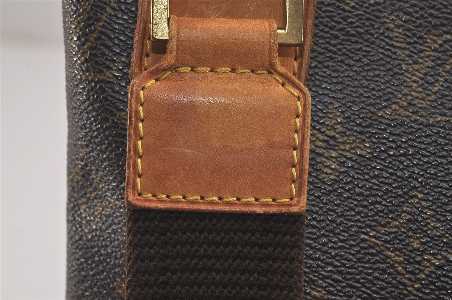 Auth Louis Vuitton Monogram Pochette Bosphore Shoulder Cross Bag M40044 LV 2347J