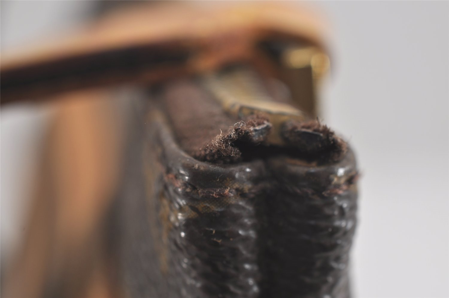 Auth Louis Vuitton Monogram Pochette Bosphore Shoulder Cross Bag M40044 LV 2347J