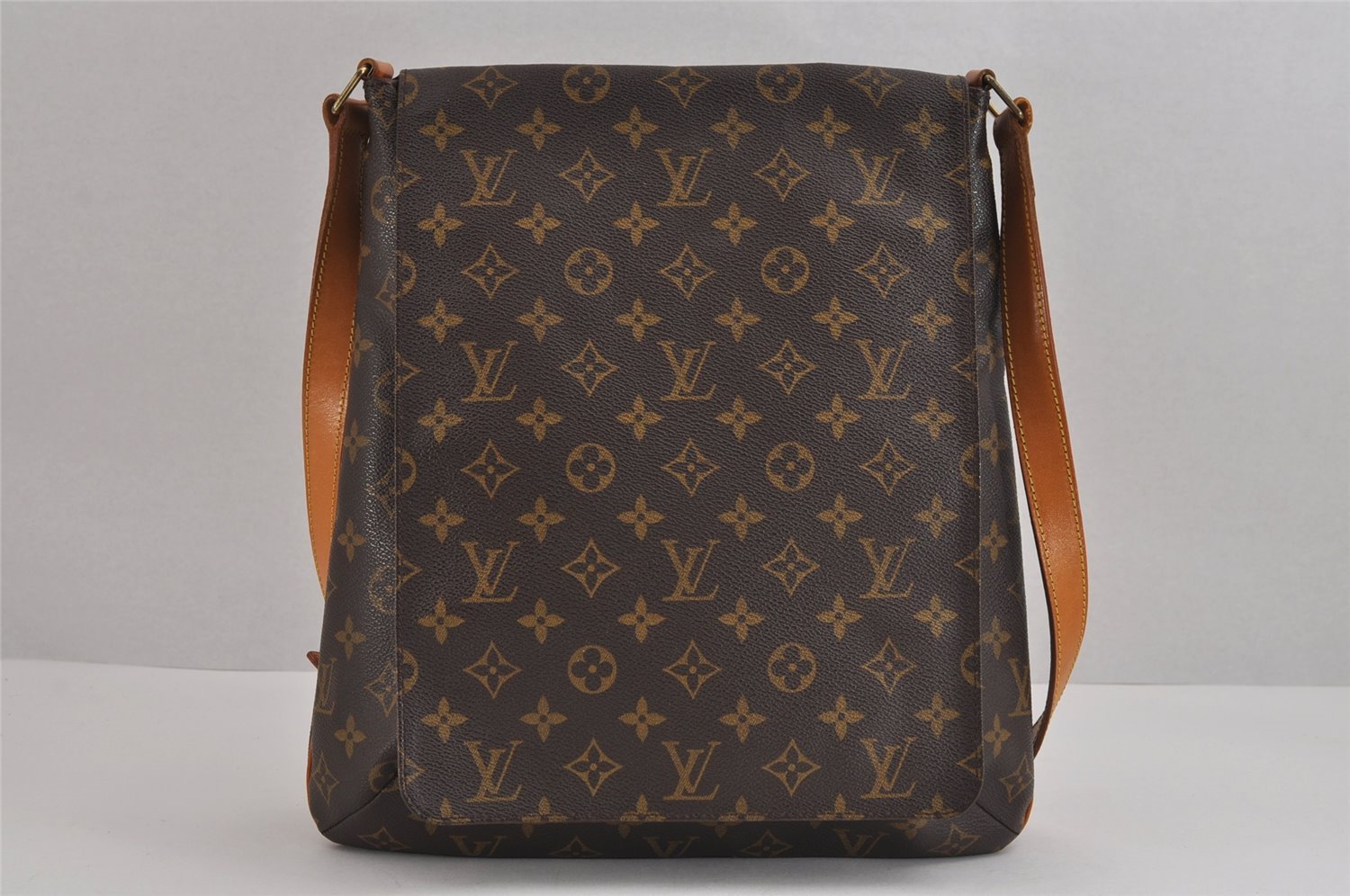 Authentic Louis Vuitton Monogram Musette Shoulder Cross Body Bag M51256 LV 2349J