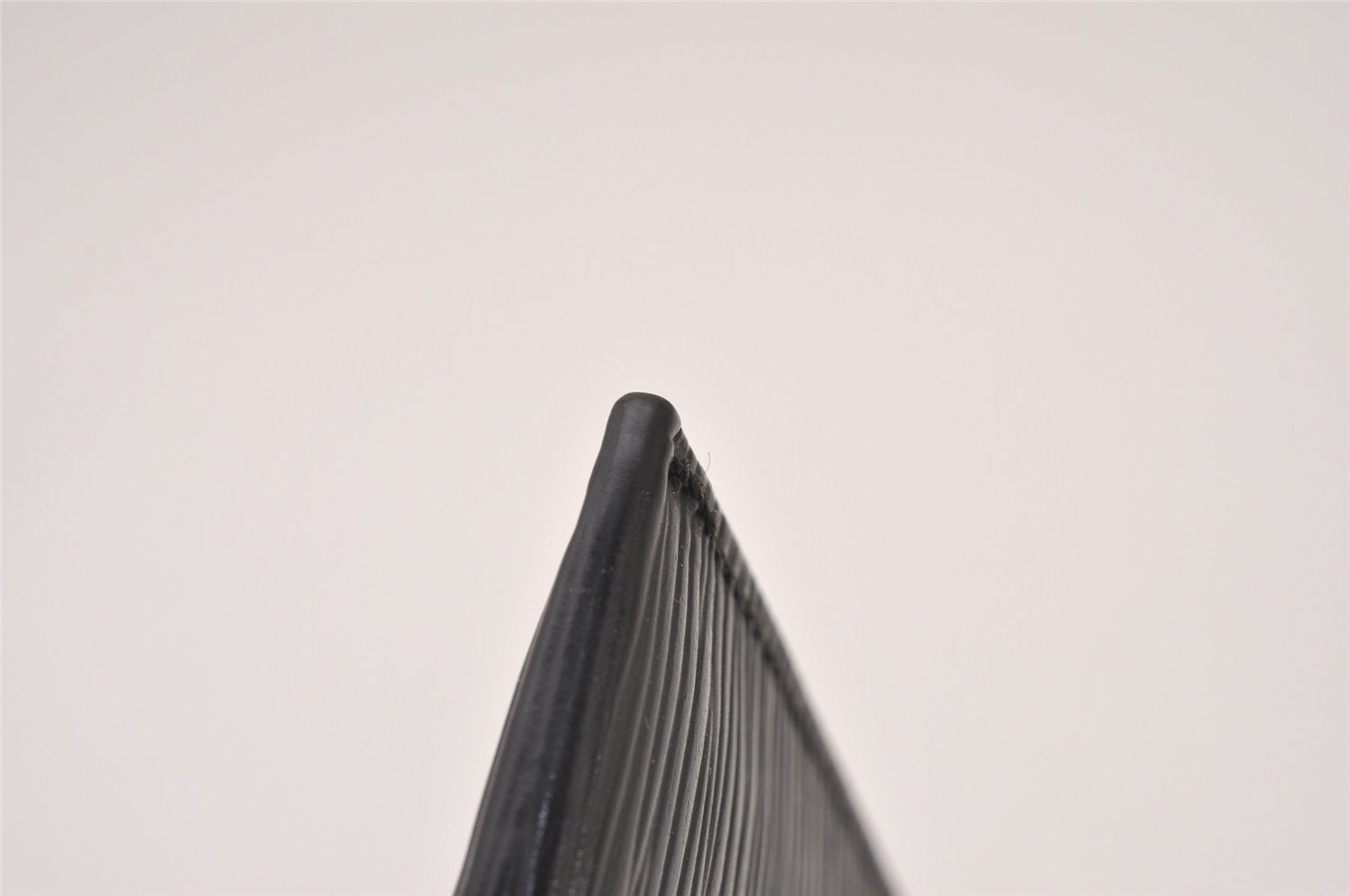 Authentic Louis Vuitton Epi Card Case Purse Black LV 2351I