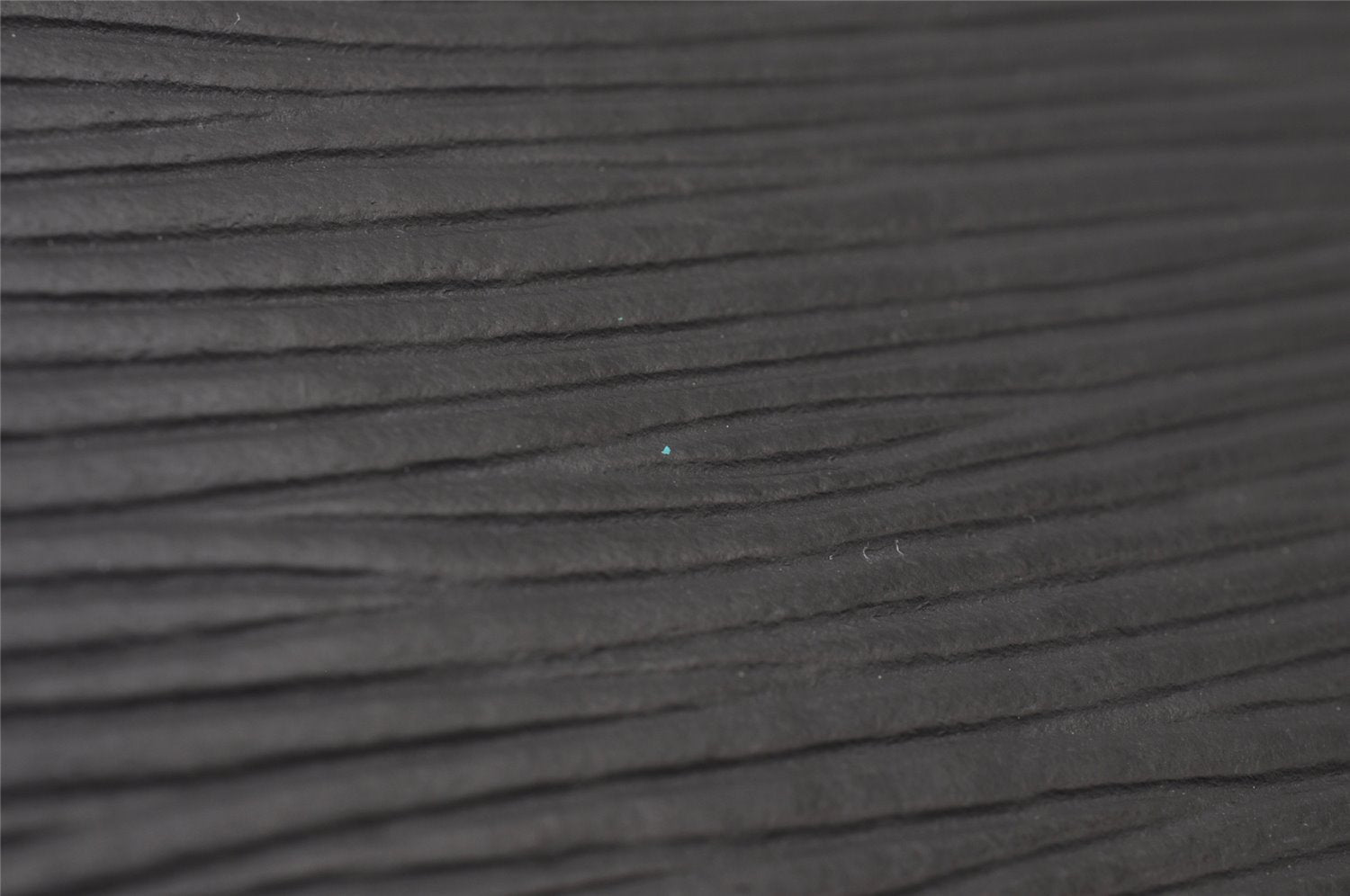 Authentic Louis Vuitton Epi Card Case Purse Black LV 2351I