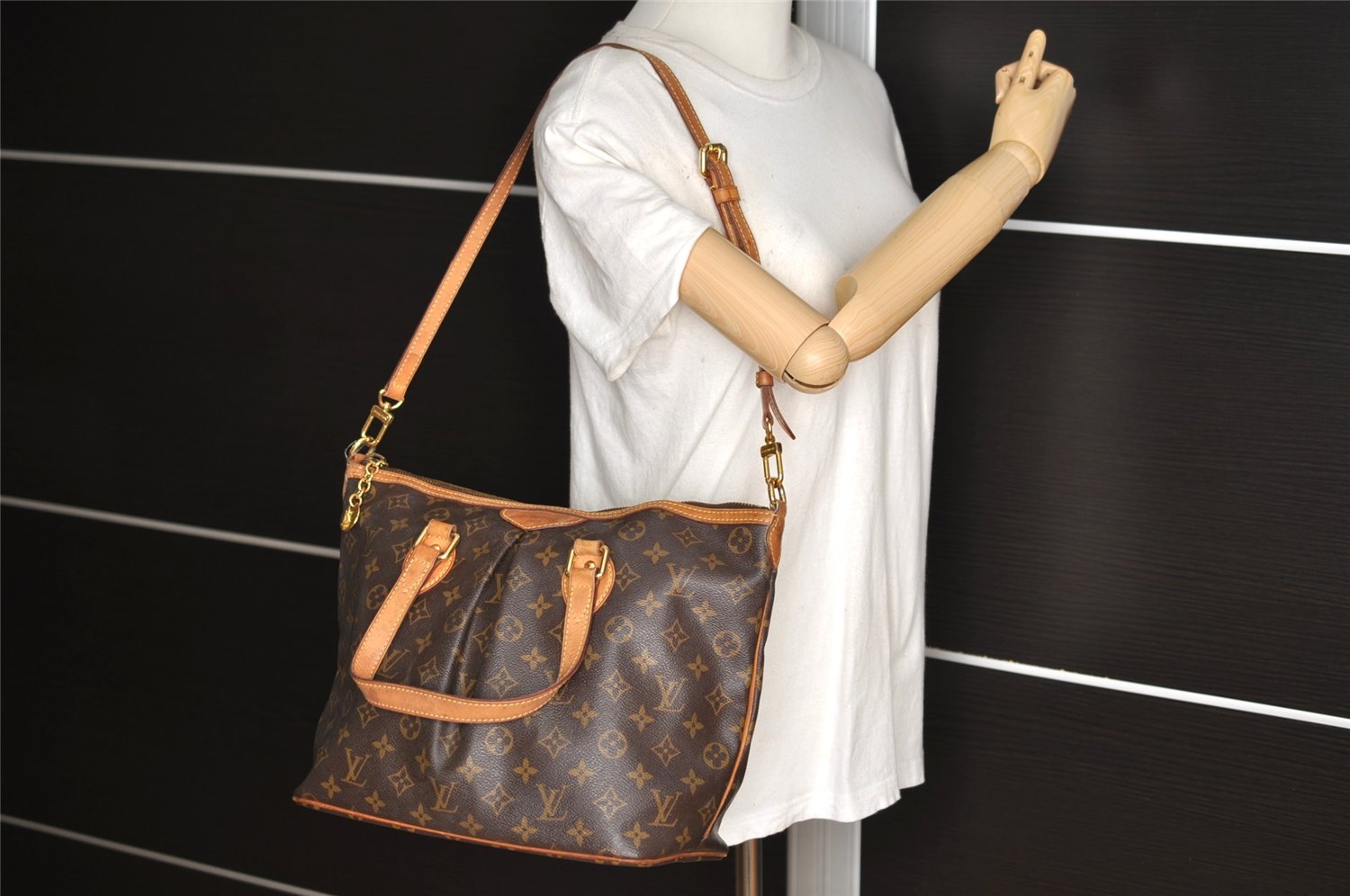 Authentic Louis Vuitton Monogram Palermo PM Shoulder Tote Bag M40145 LV 2352I