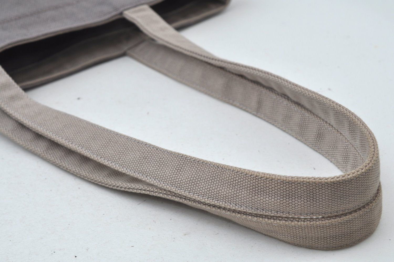 Authentic Louis Vuitton Fondation Exclusive Shoulder Tote Bag Canvas Gray 2354J