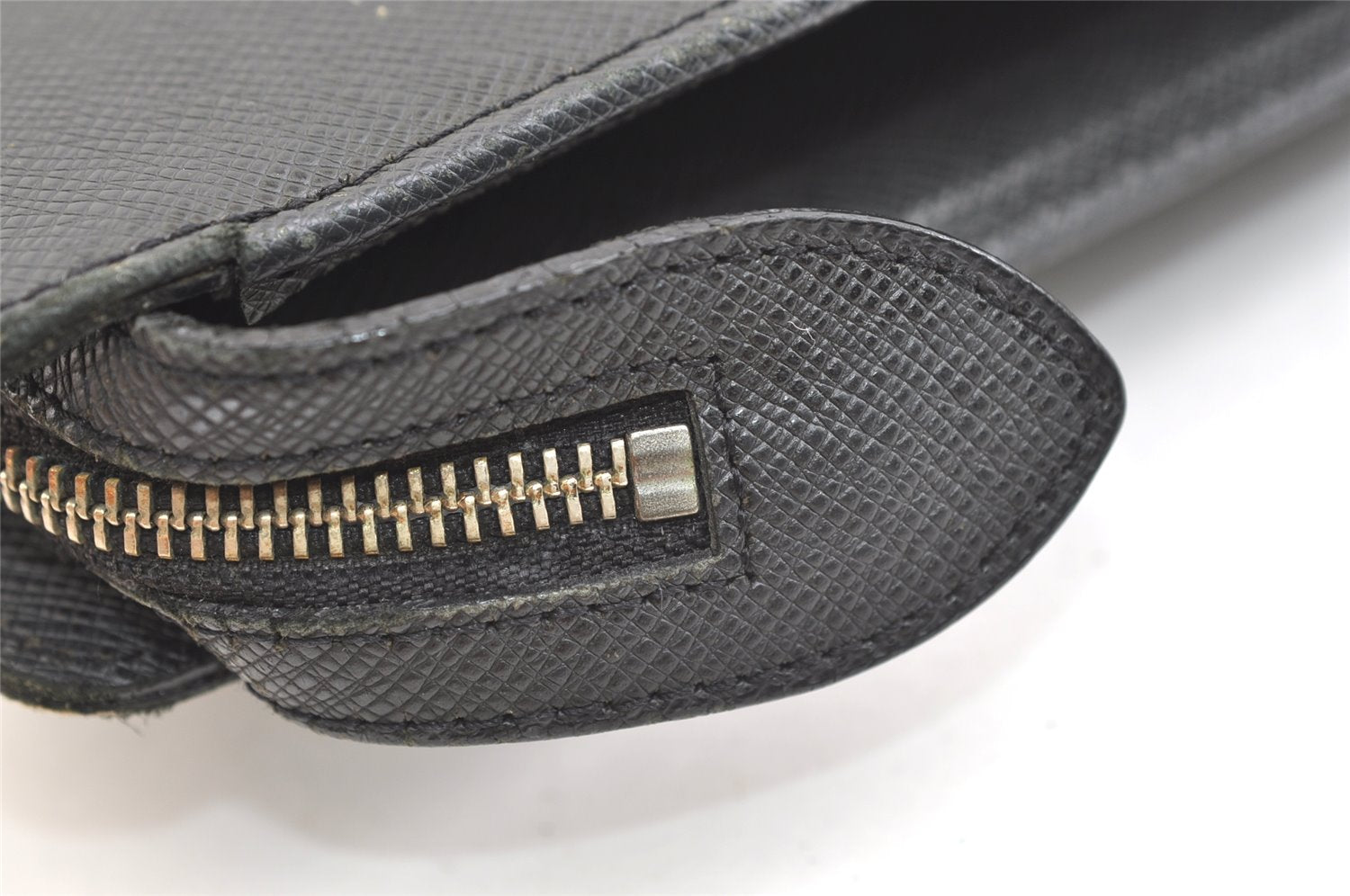 Auth Louis Vuitton Taiga Porte Documents Lozan 2Way Briefcase Black Junk 2354K