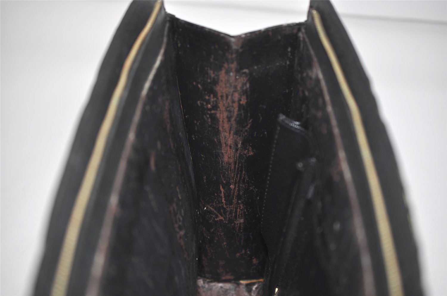 Auth Louis Vuitton Taiga Porte Documents Lozan 2Way Briefcase Black Junk 2354K