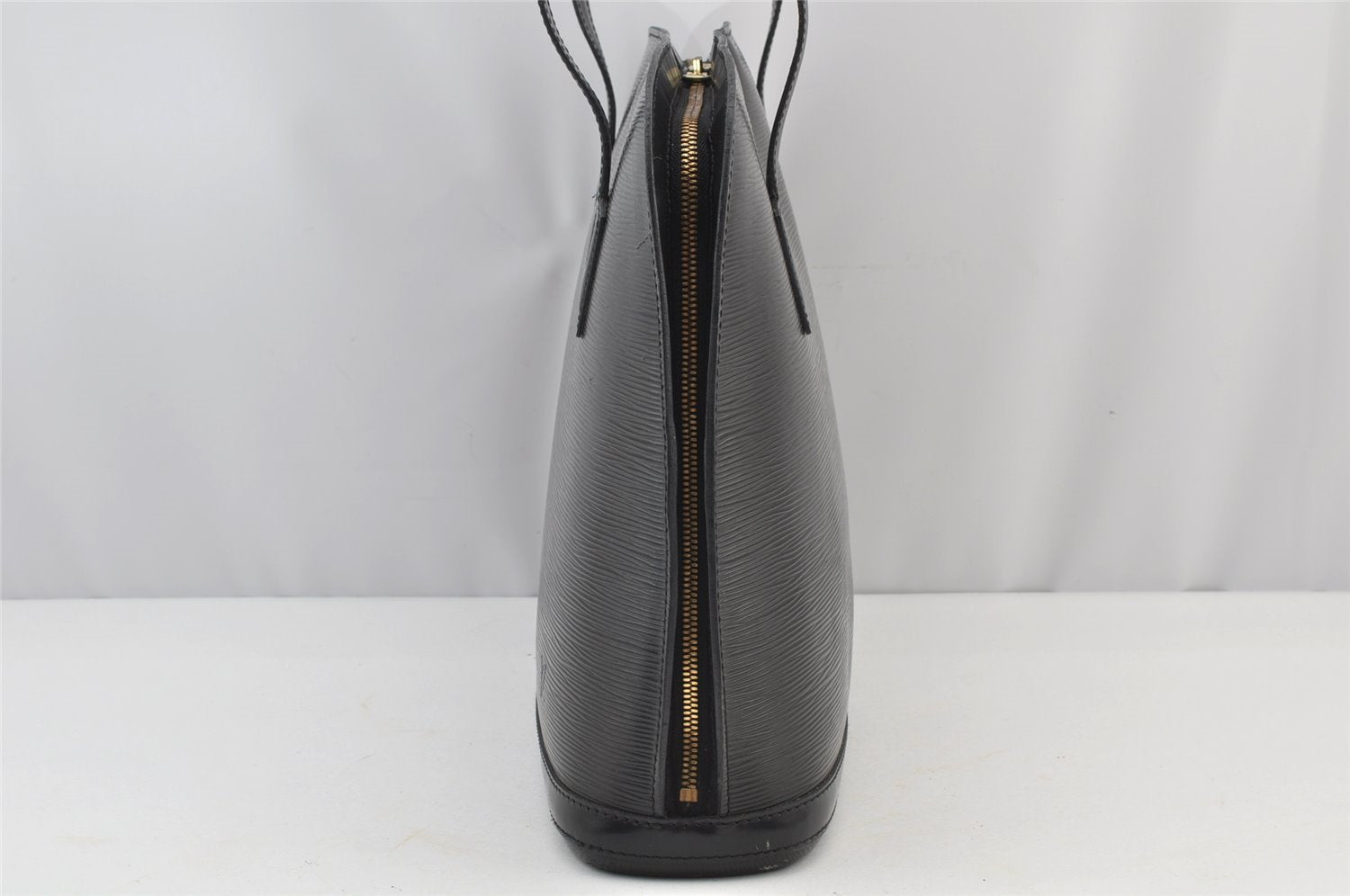 Authentic Louis Vuitton Epi Lussac Shoulder Tote Bag Black M52282 LV 2355J