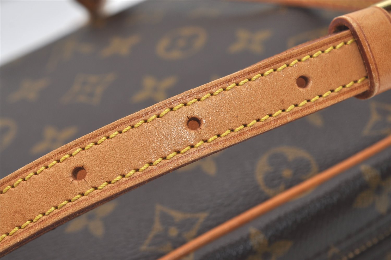 Authentic Louis Vuitton Monogram Trocadero 27 Shoulder Bag M51274 Junk 2357J