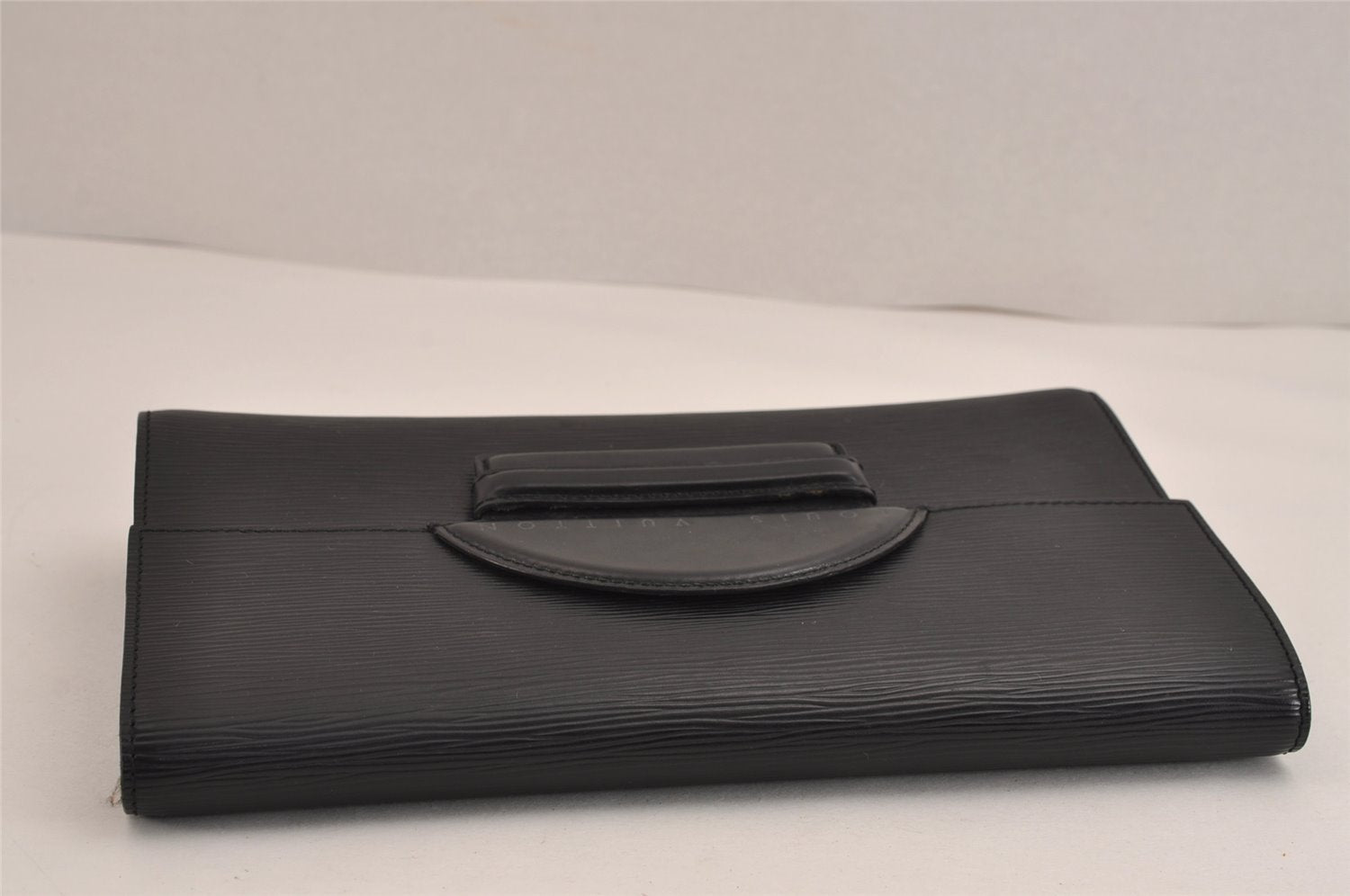 Authentic Louis Vuitton Epi Chaillot Clutch Hand Bag Black M52542 LV 2359J