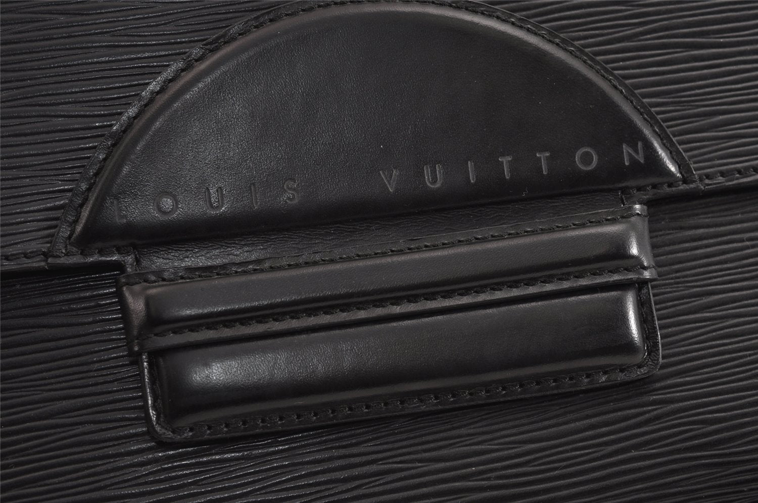 Authentic Louis Vuitton Epi Chaillot Clutch Hand Bag Black M52542 LV 2359J