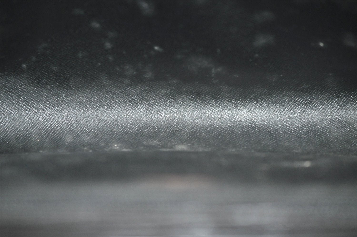 Authentic Louis Vuitton Epi Chaillot Clutch Hand Bag Black M52542 LV 2359J