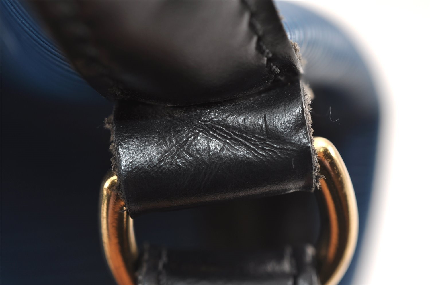 Authentic Louis Vuitton Epi Petit Noe Bi-color Blue x Black Drawstring Bag 2360J