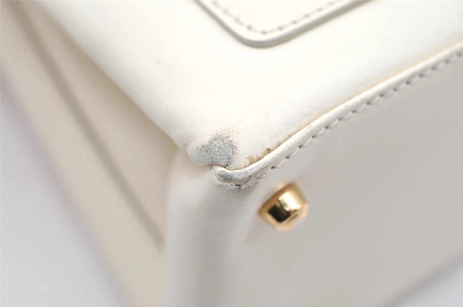 Authentic GUCCI Vintage Shoulder Hand Bag Purse Leather White Junk 2362K