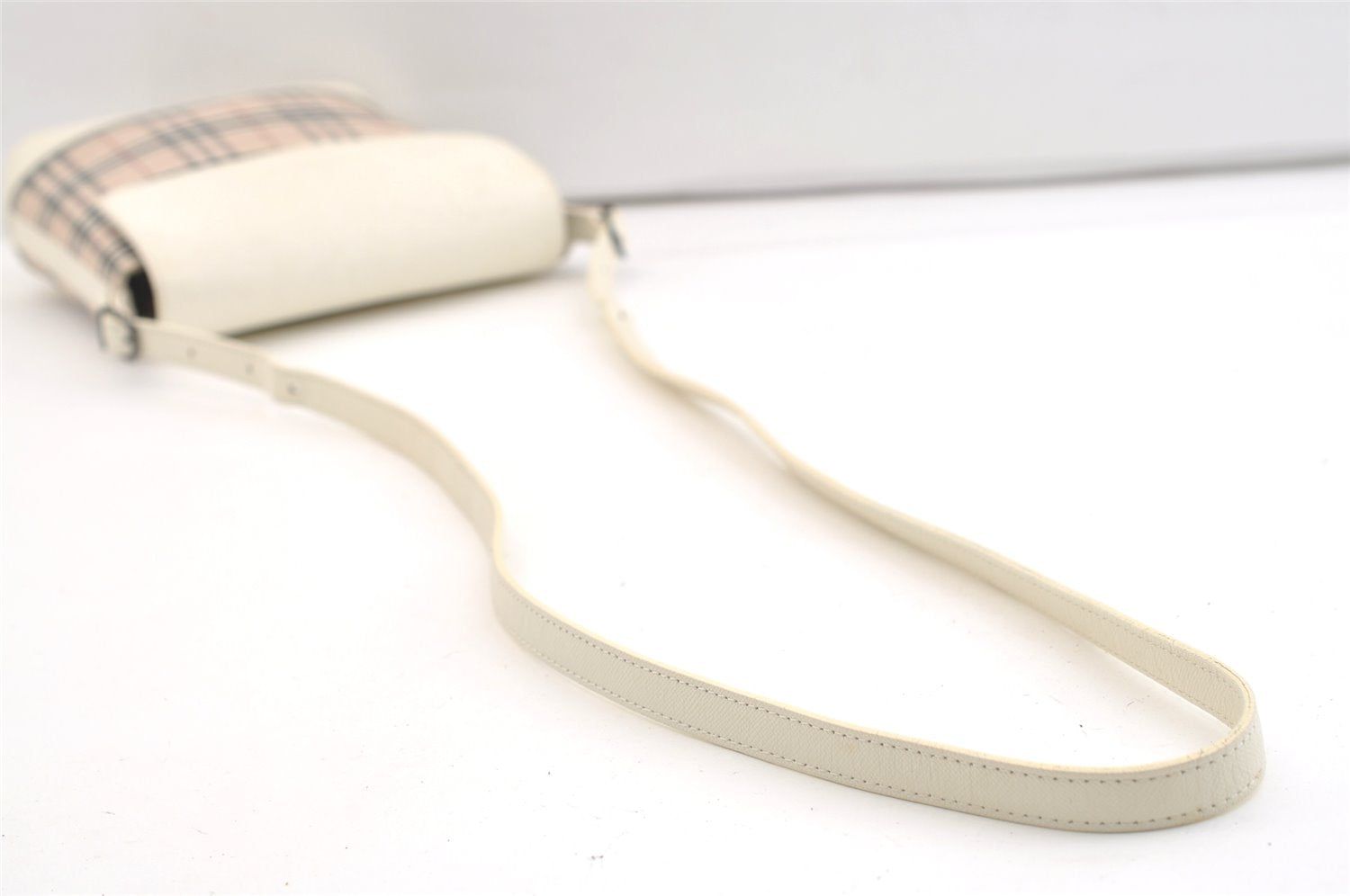 Authentic BURBERRY Nova Check Shoulder Cross Body Bag Canvas Leather Beige 2365K