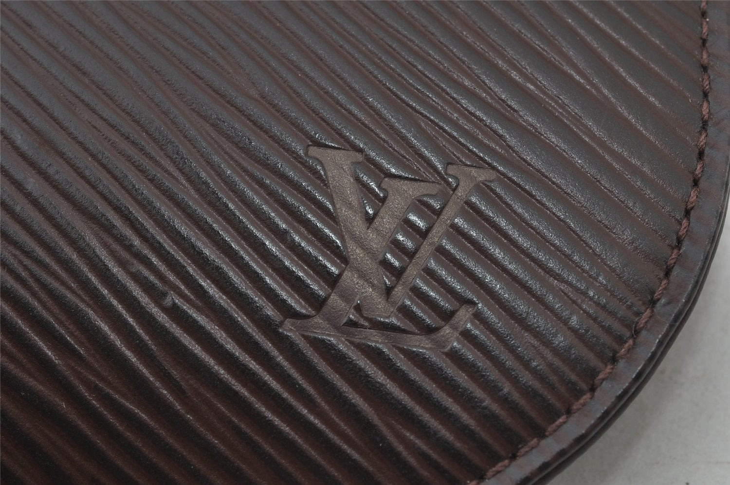 Auth Louis Vuitton Epi Pochette Demi Lune Shoulder Bag M5262D Brown Junk 2366J