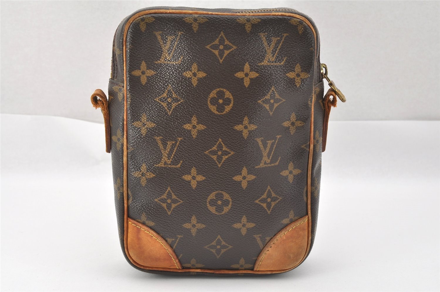 Authentic Louis Vuitton Monogram Danube Shoulder Cross Bag M45266 Junk 2369J