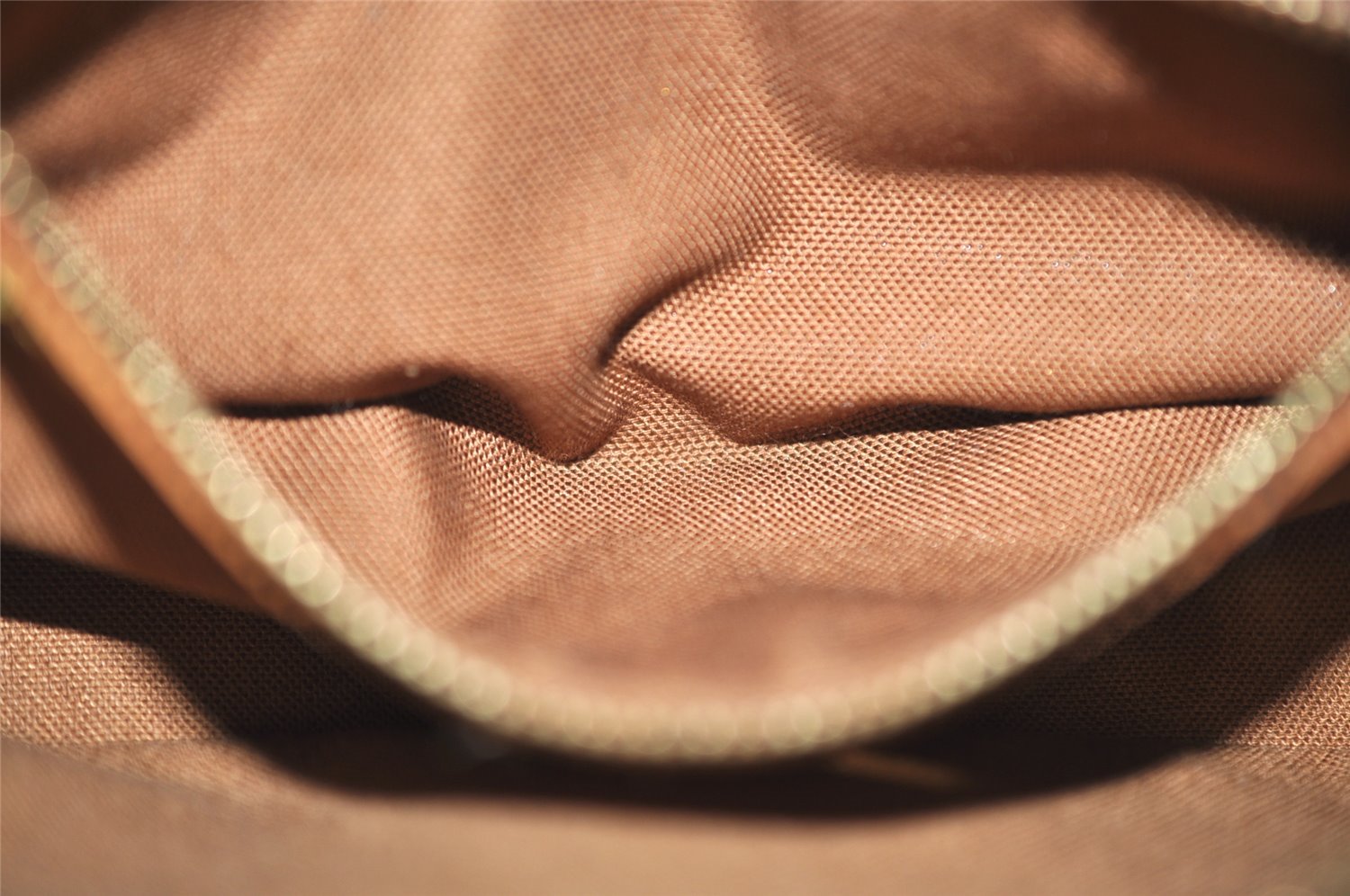 Authentic Louis Vuitton Monogram Trotteur Shoulder Cross Bag M51240 LV 2373I