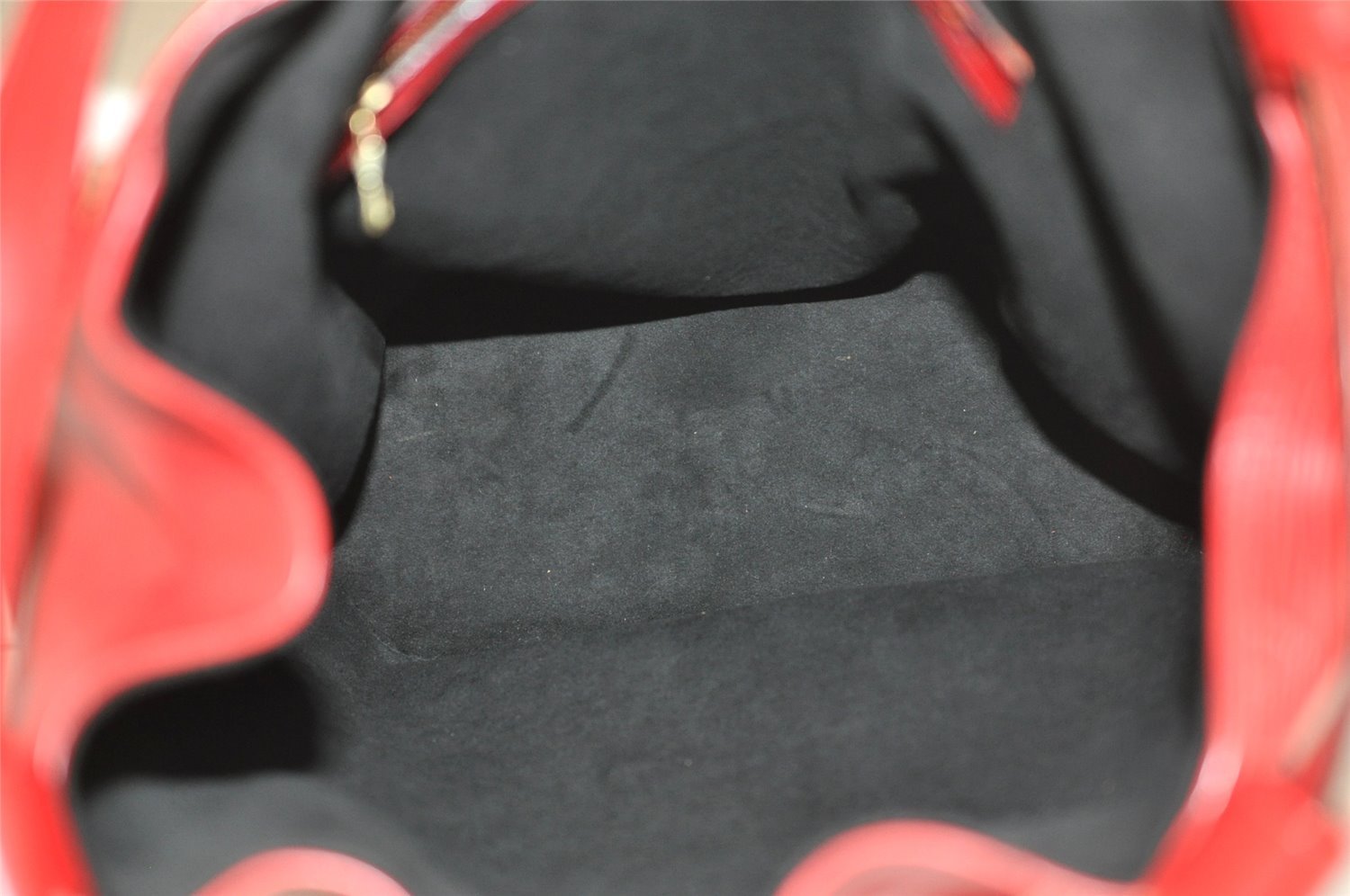 Authentic Louis Vuitton Epi Randonnee GM Shoulder Bag Red M43087 LV 2375K