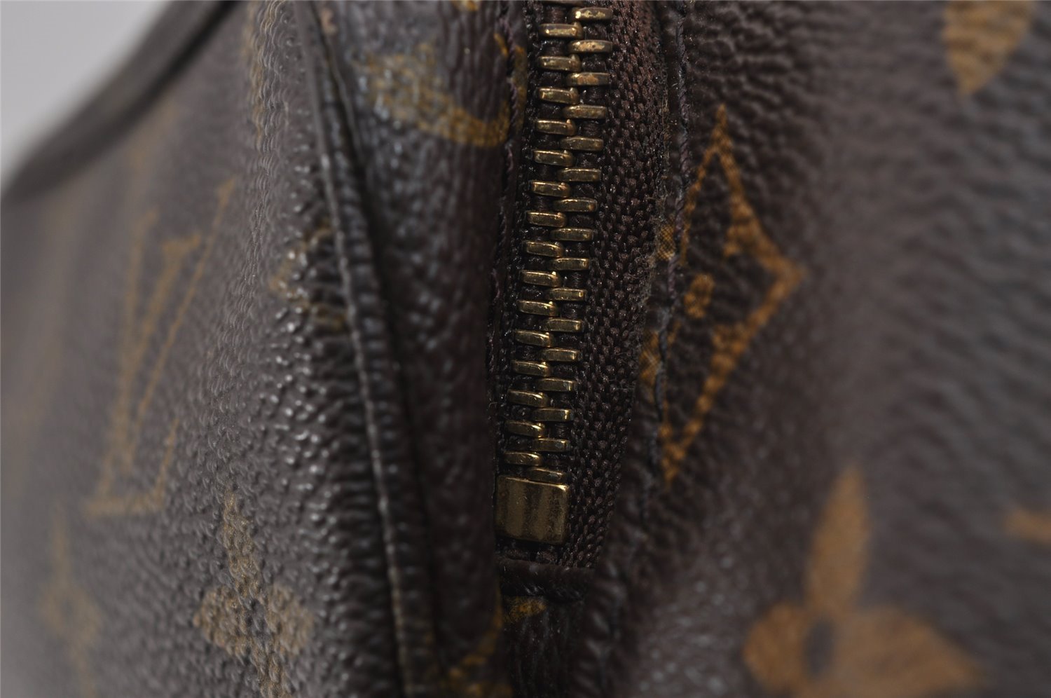 Authentic Louis Vuitton Monogram Montsouris MM Backpack M51136 LV 2376J