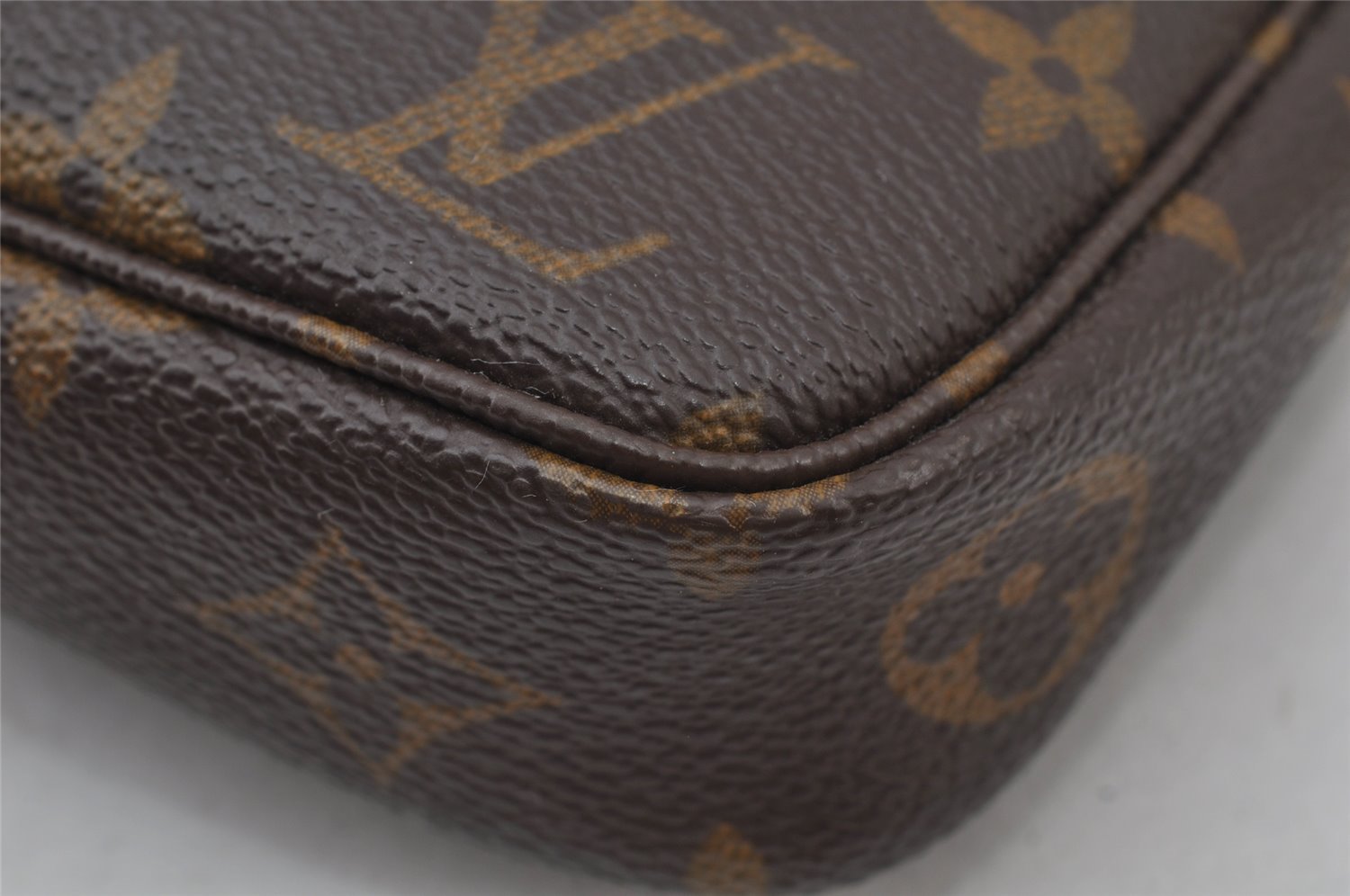 Authentic Louis Vuitton Monogram Pochette Accessoires Pouch M51980 LV Junk 2377J
