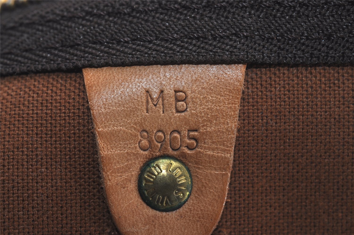 Authentic Louis Vuitton Monogram Keepall 50 Travel Boston Bag M41426 LV 2378I