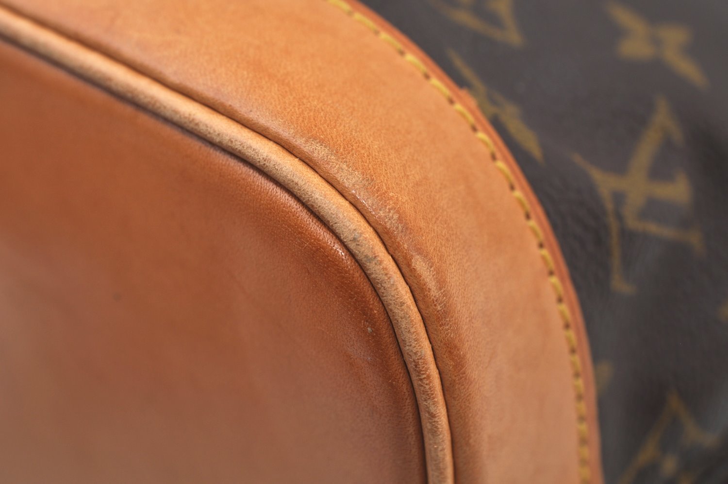 Authentic Louis Vuitton Monogram Alma Hand Bag Purse M51130 LV 2380G