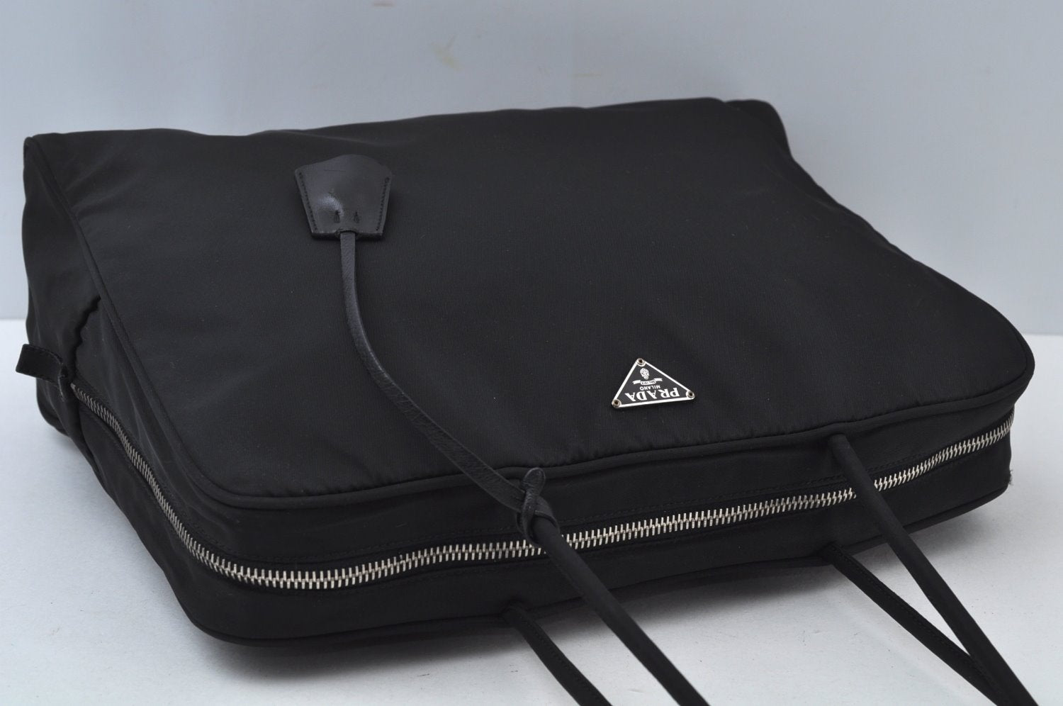 Authentic PRADA Vintage Nylon Leather Shoulder Bag BR0613 Black 2386I