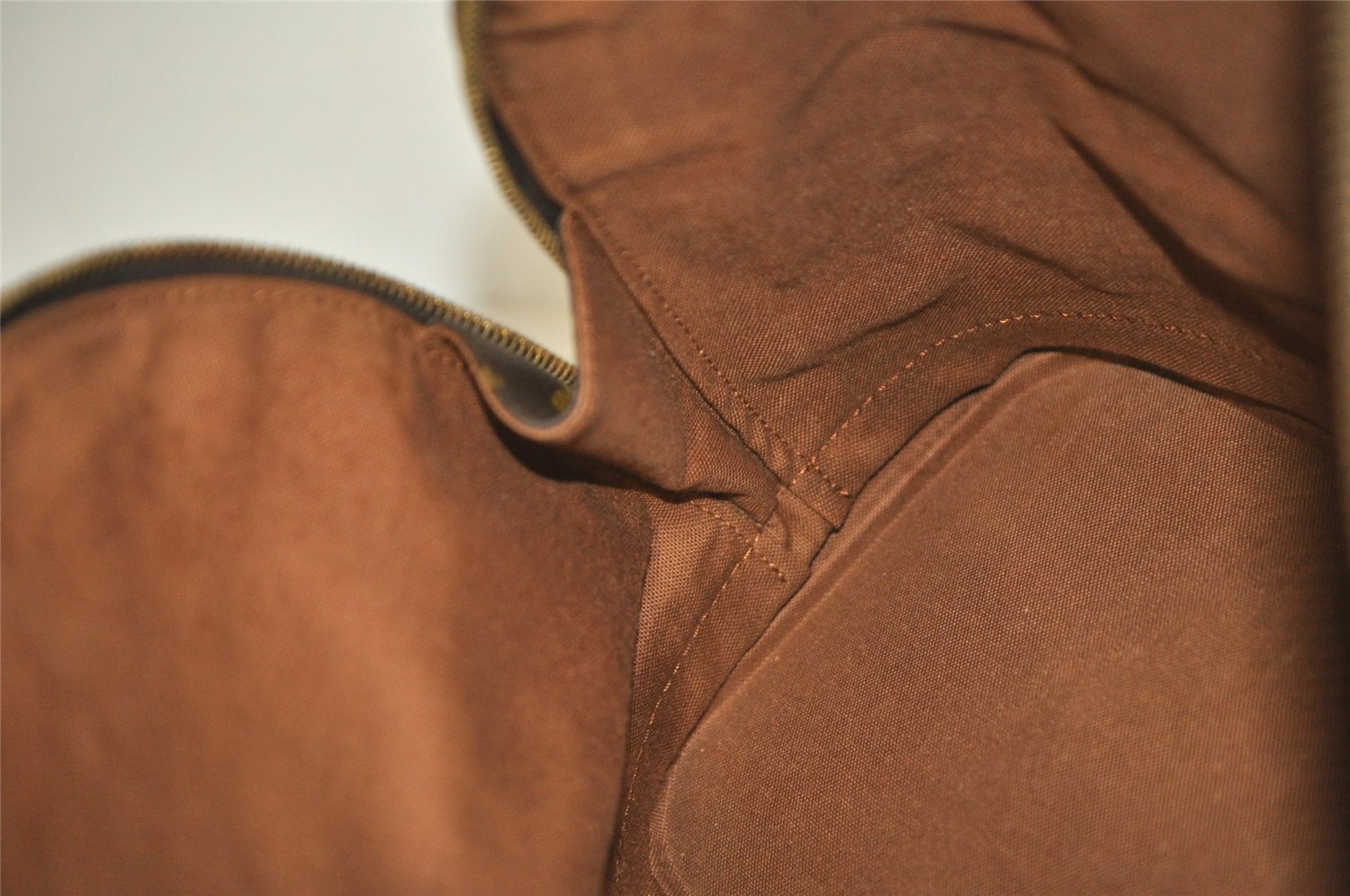 Authentic Louis Vuitton Monogram Alma Hand Bag Purse M51130 LV 2388J