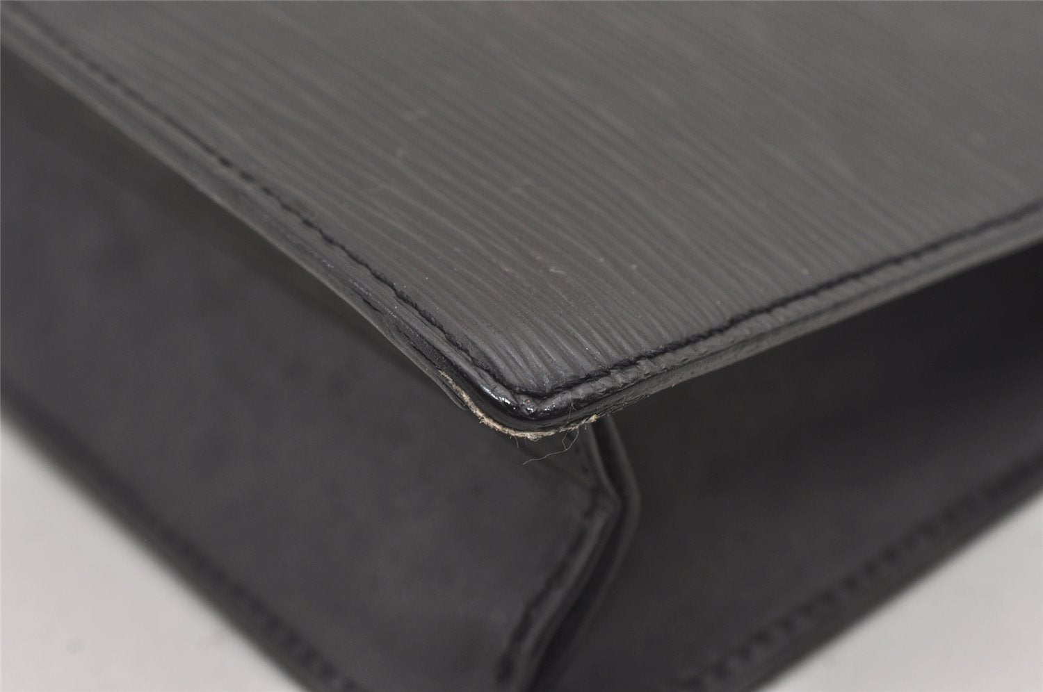 Authentic Louis Vuitton Epi Pochette Homme Clutch Hand Bag Black M52522 LV 2395J